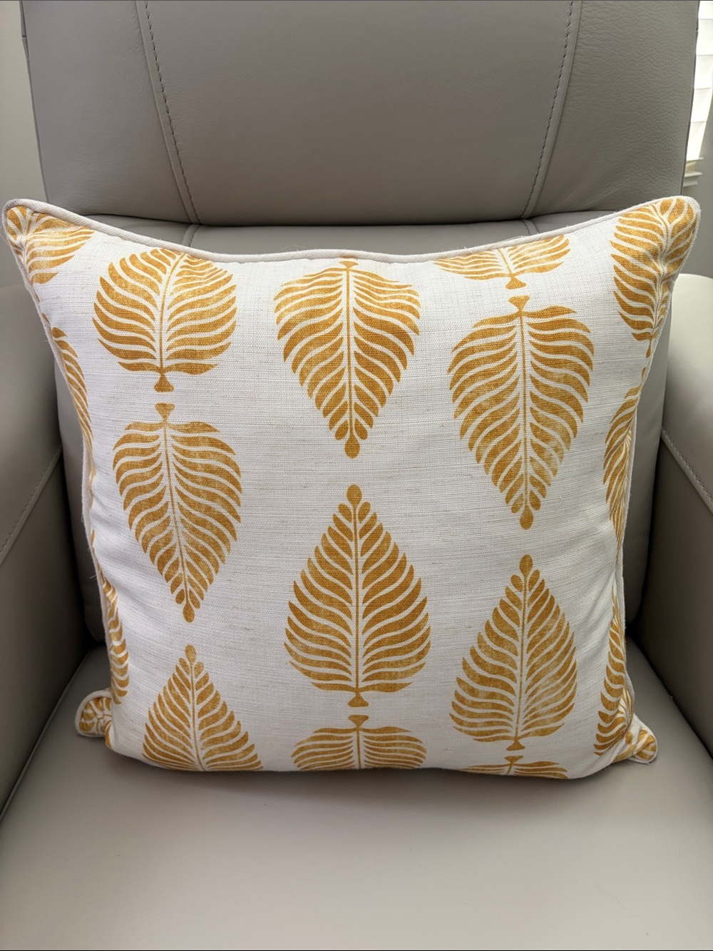 Golden Leaf Print Accent Pillow Form - White and Yellow